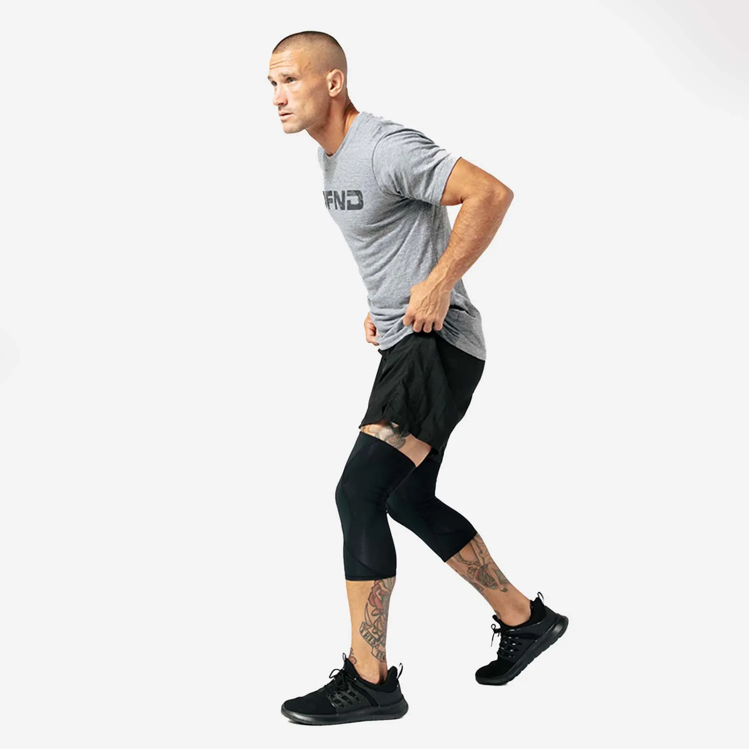 ACTIVE Ax COMPRESSION KNEE SLEEVES