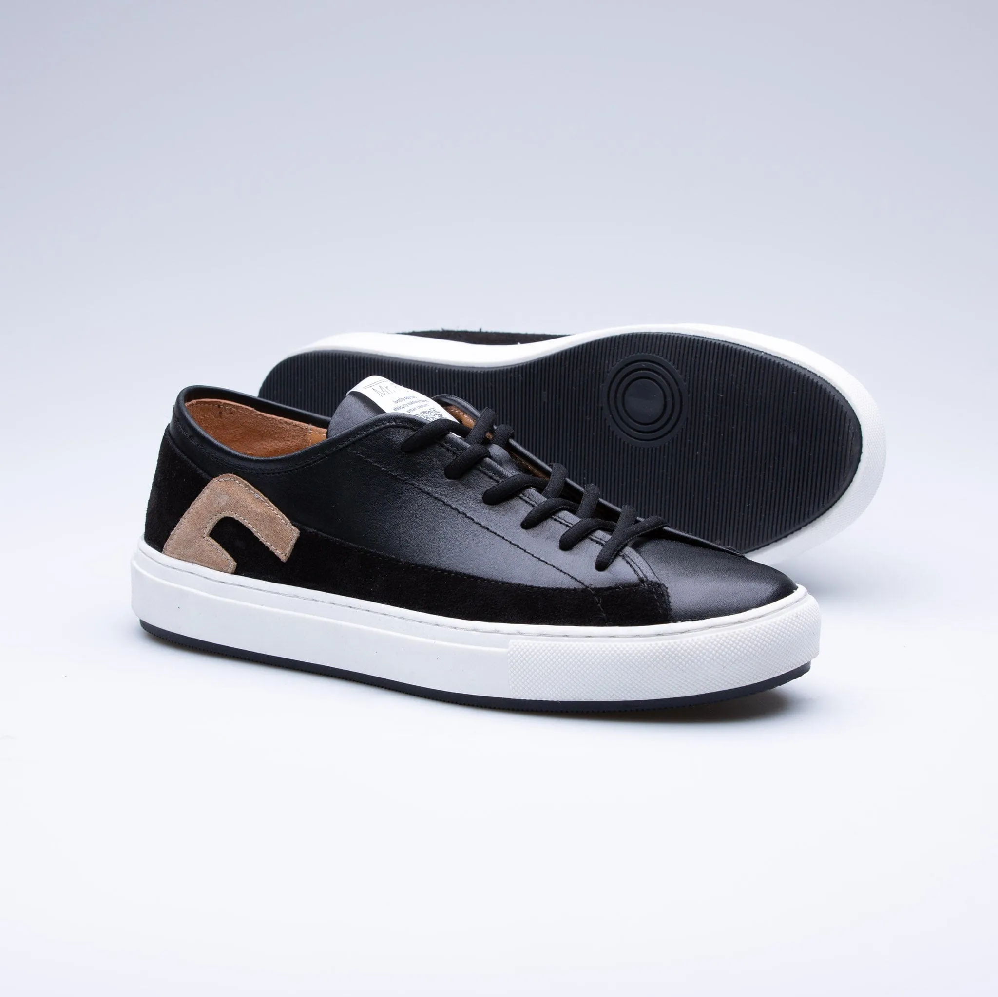 Black Gustav Casual Shoes