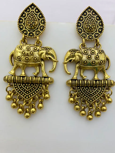 Elegant Antique Gold Elephant Design Pearl Hanging Earrings