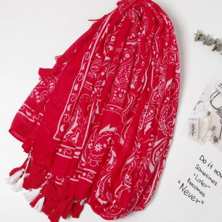 Indiana Paisley Red Tassel Scarf