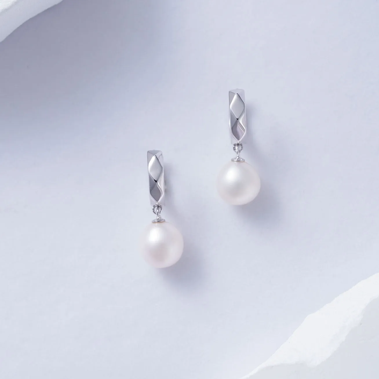 New Yorker Freshwater Pearl Earrings WE00350