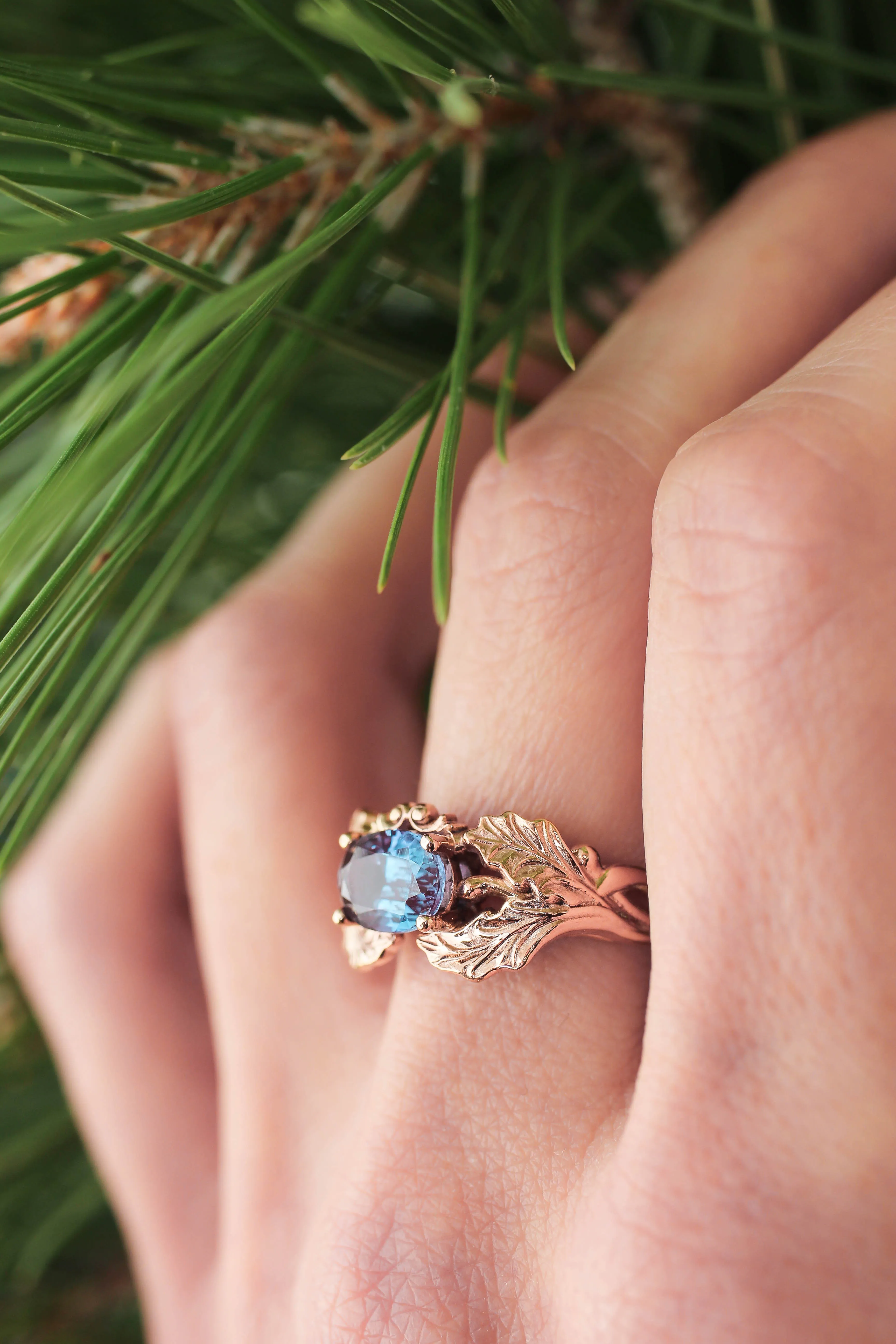 Oak leaves ring with oval alexandrite