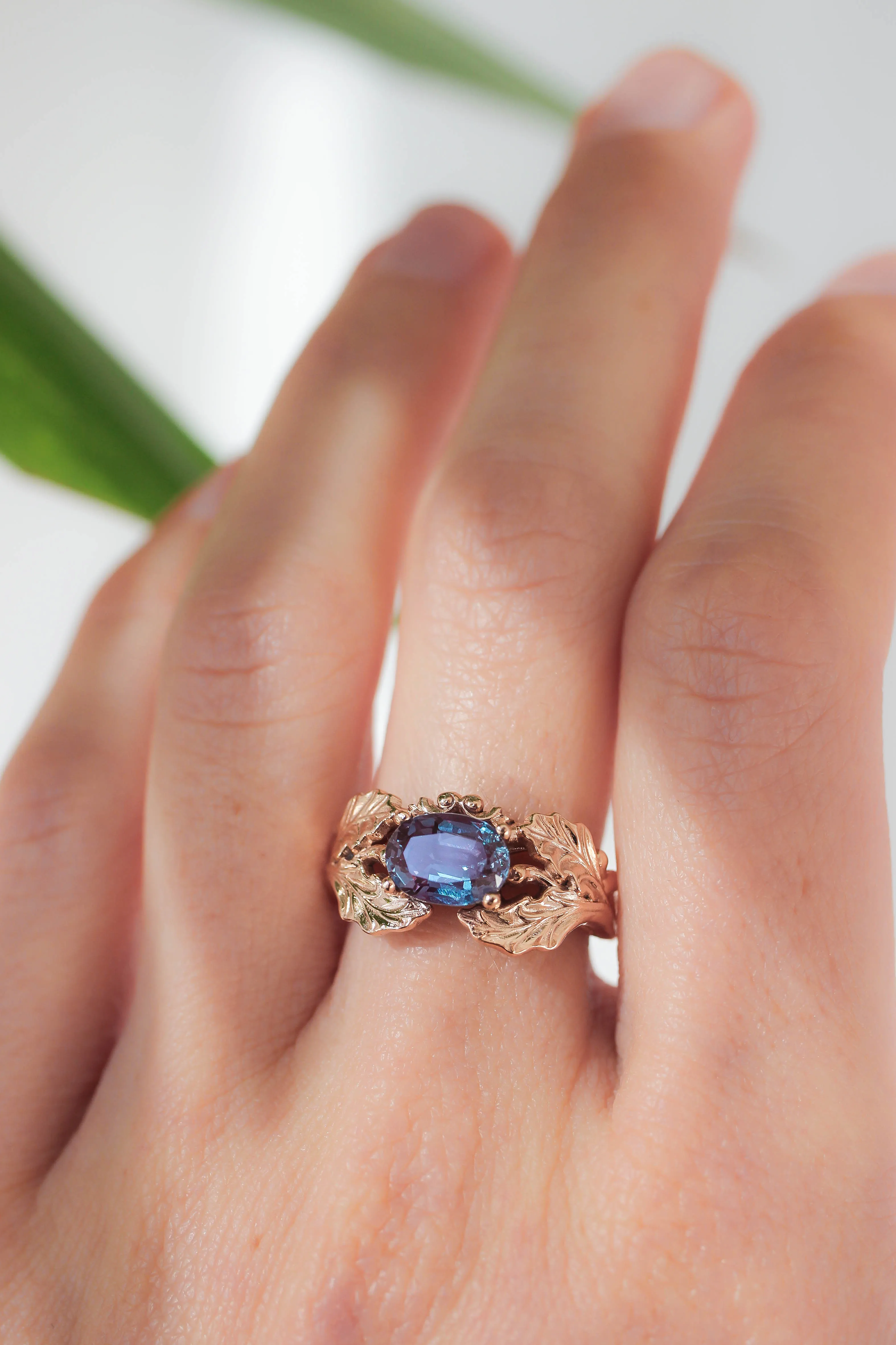 Oak leaves ring with oval alexandrite