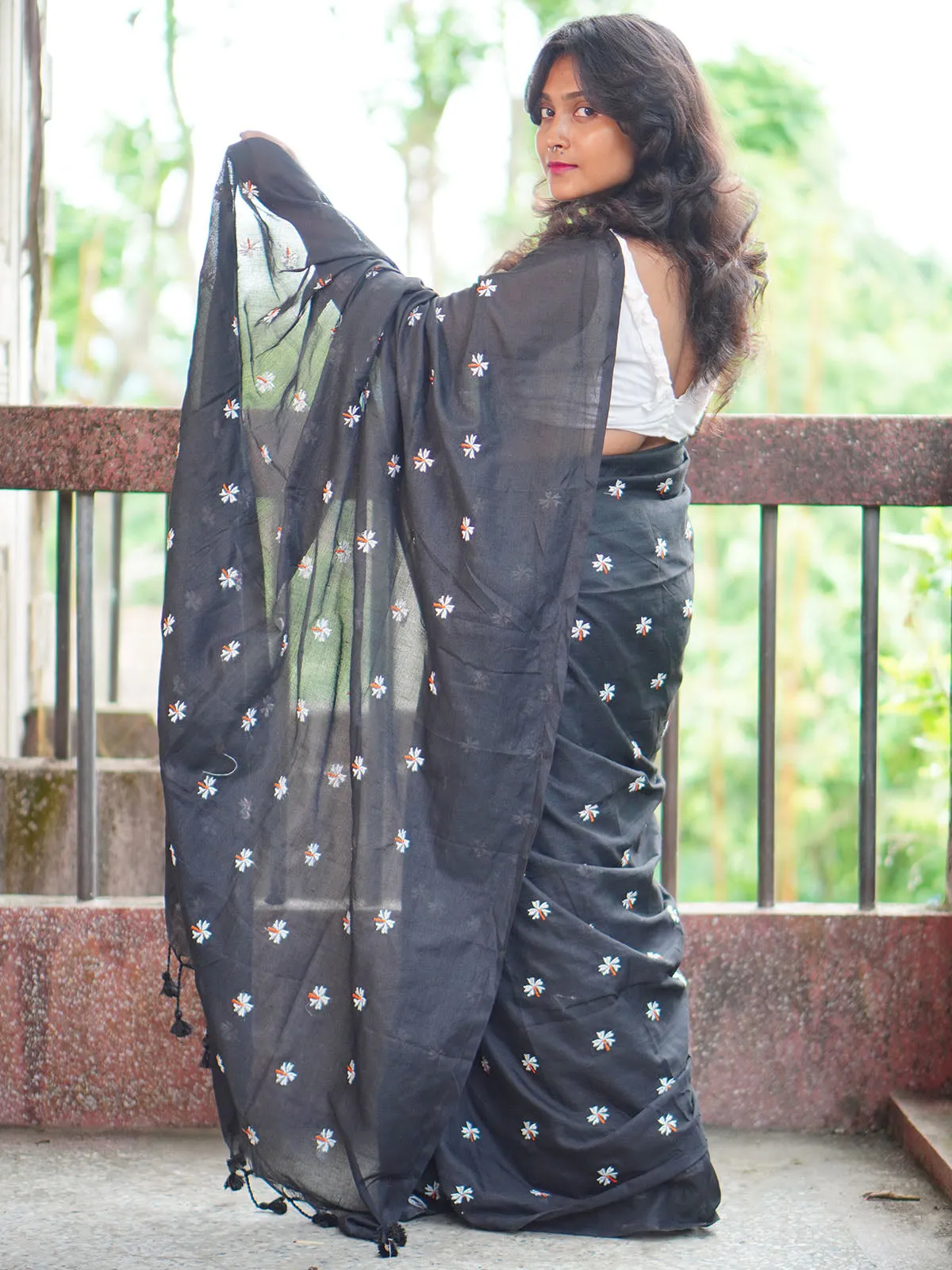 Odette Black Embroidered Cotton Saree With Unstitched Blouse For Women