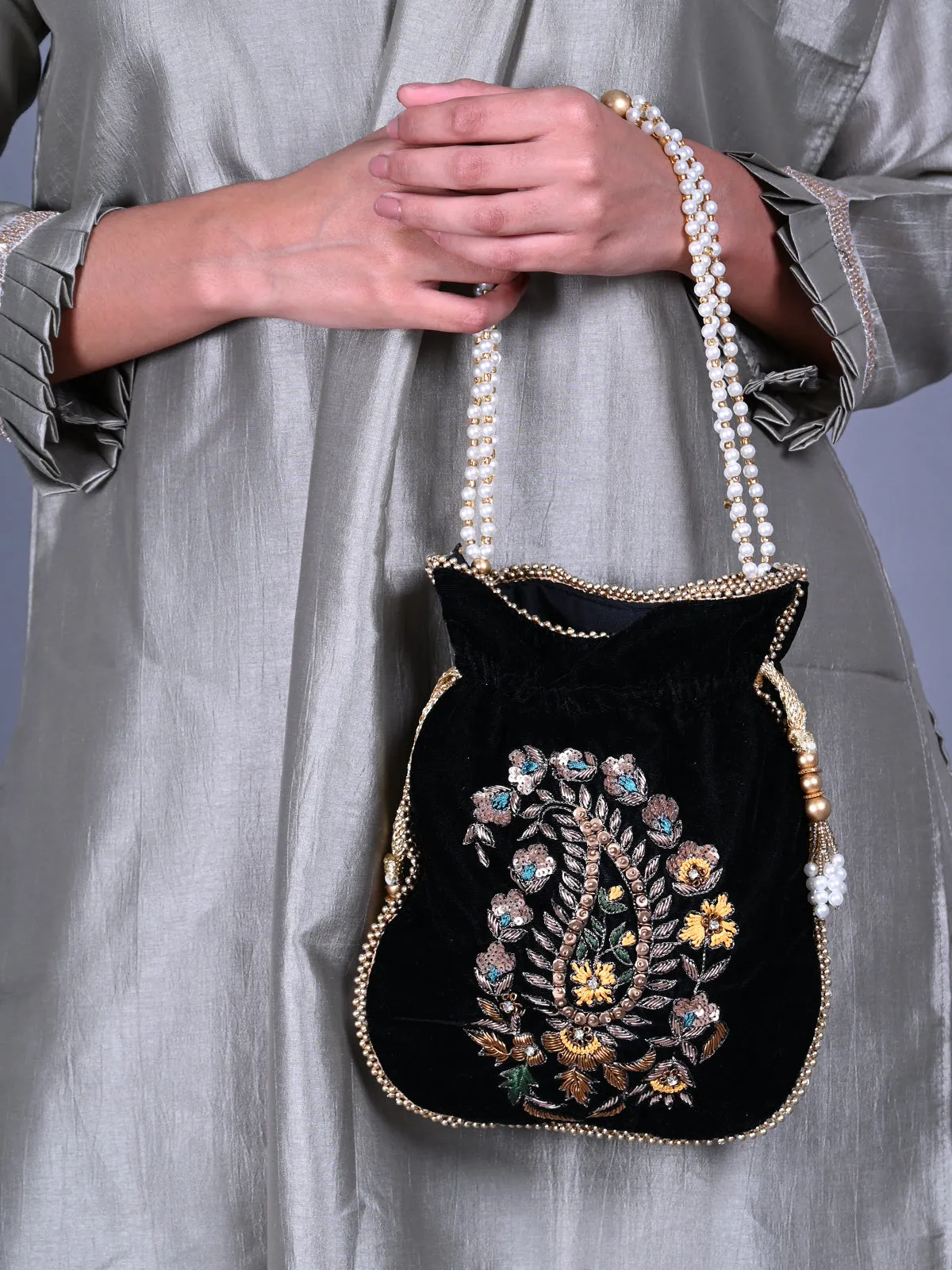 Odette Black Embroidered Potli Bag For Women