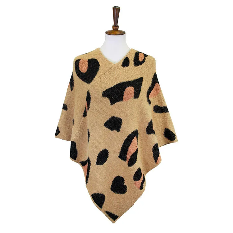 Trendy Fashionable Leopard Patterned Soft Poncho