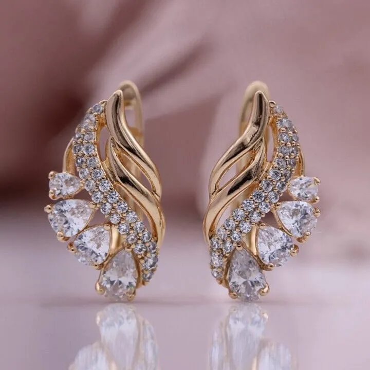 Unique Lovely Elegant Crystal Earrings - 585 Rose Gold